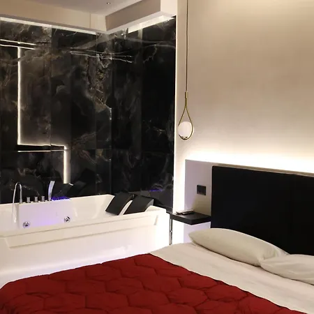 Bed & Breakfast 4 4*